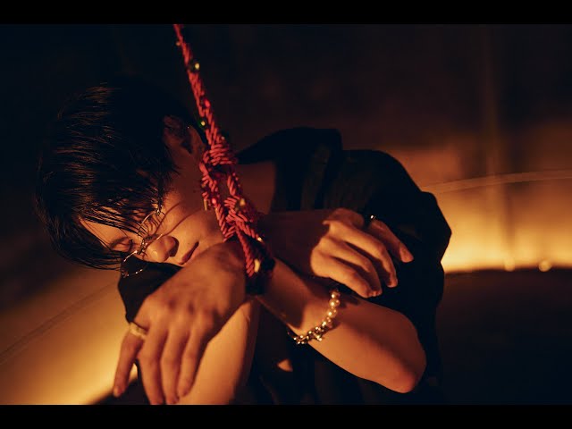 CHRIS CHIU 邱宇辰 ‘CINDER KISS’ Official MV